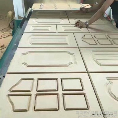 賽伯特 12把直排換刀全自動 濟南板式家具數控加工中心 鄭州吸塑門板開料機