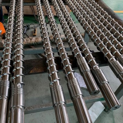 POM料螺桿的長徑比_擠出機螺桿_65熔噴布機單螺桿