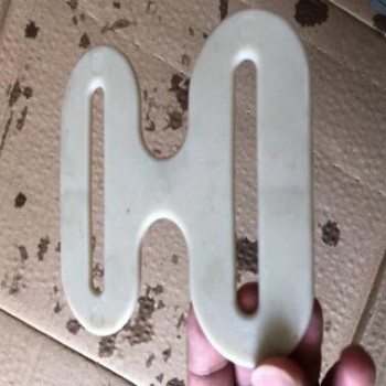 河北恒昌達橡塑尼龍塑膠制品實體加工定制多種尺寸塑料異型件