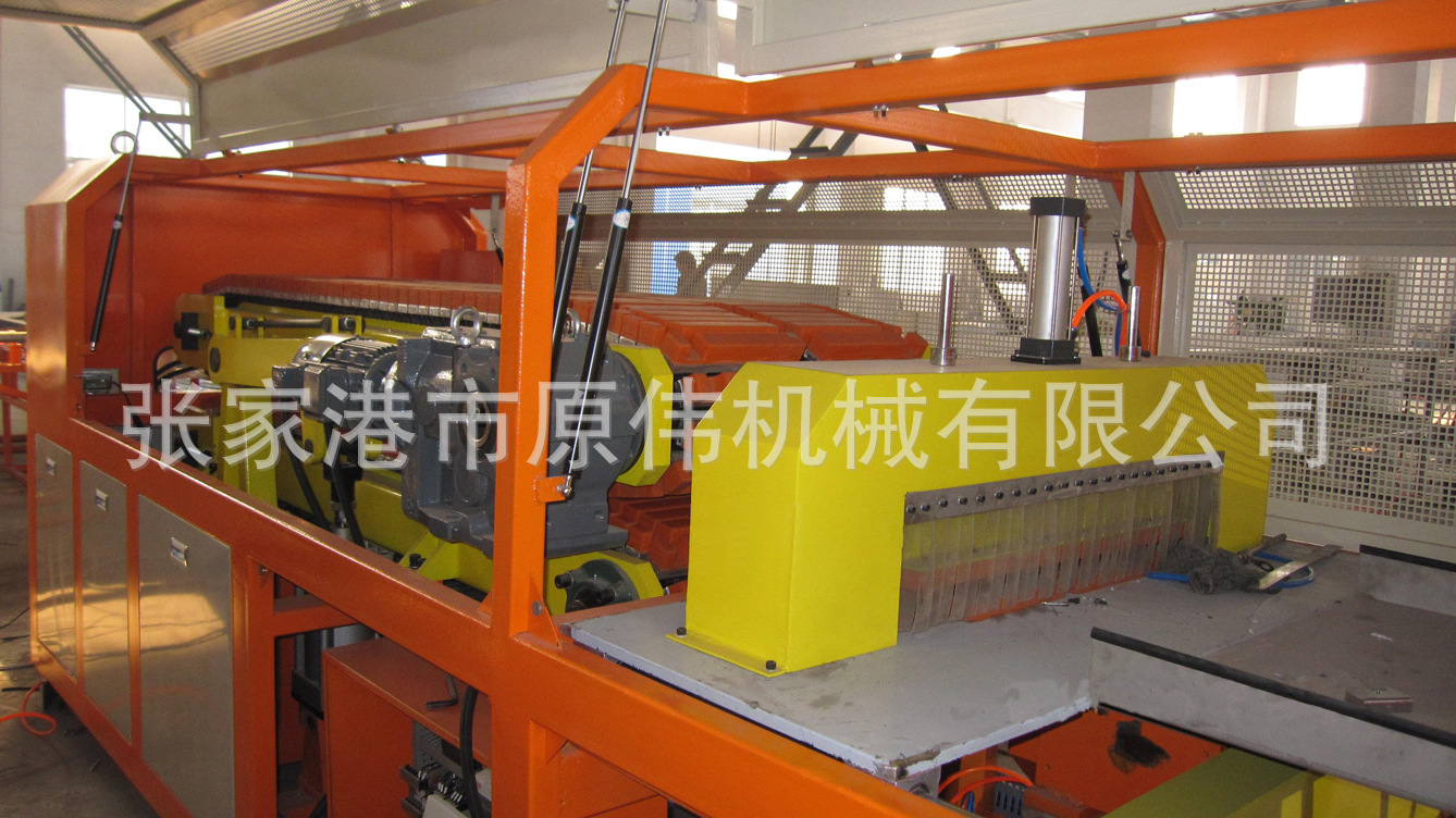 板材牽引機3
