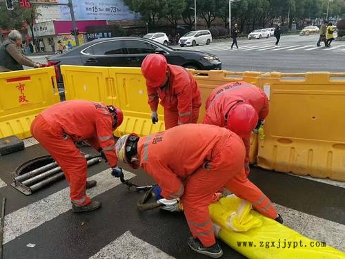 蘇州市政管道清淤光固化修復_蘇州污水管網疏通清洗CCTV檢測-箱涵河道清理吸污抽糞