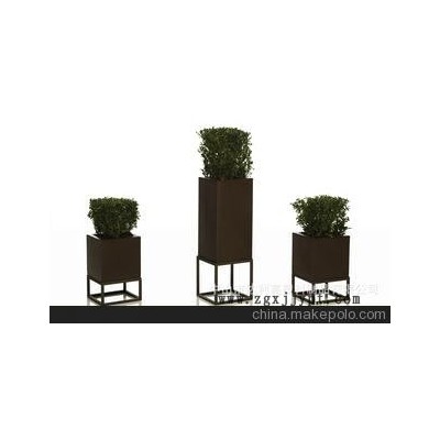 滾塑加工、優(yōu)質(zhì)滾塑制品、LED滾塑燈飾制品