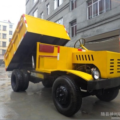 礦山六輪車.高效斷氣剎.全液壓轉向.4102水循環四缸立式柴油機.礦山專用輪胎.動力強勁.行駛平穩.操作靈活