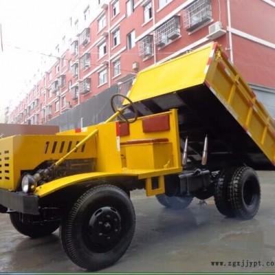 礦用六輪車，四驅(qū)六輪車，高效斷氣剎，全液壓方向，12檔帶高低速變速箱，水循環(huán)四缸立式柴油機(jī)，礦山專用輪胎