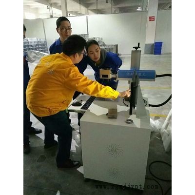 成都金屬零件激光刻字機、塑料通用光纖激光打標機、激光打碼機