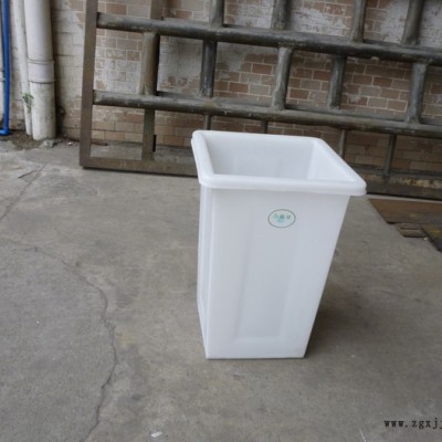 異形開發 滾塑模具 滾塑模具加工