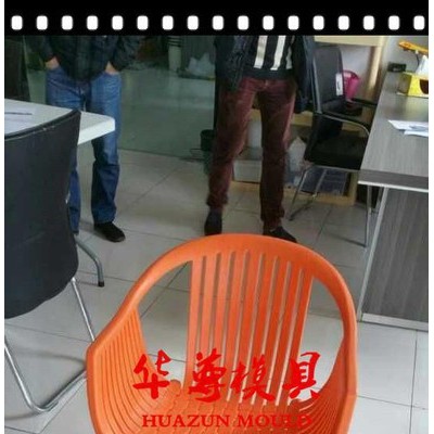 氣輔注塑椅子模具，歡迎外貿公司合作，可配制氮機注塑，出口巴西