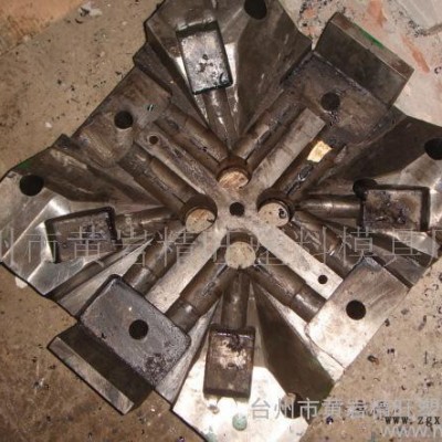 塑料管件模具。管件模具、注塑模具、塑料模具