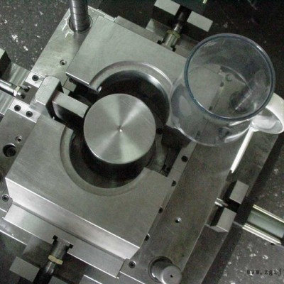 供應金鑫壓鑄鋁模具  加工注塑模具 模具加工廠咨詢電話：13833663071