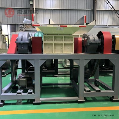 嘉誠(chéng)直供 廢舊鋁塑門窗撕碎機(jī) 塑料袋撕碎機(jī) 橡膠輪胎撕碎機(jī)