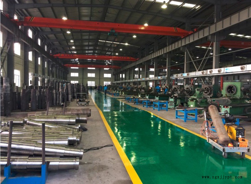注塑機螺桿pp料_吹膜機螺桿比例        _65熔噴布機單螺桿