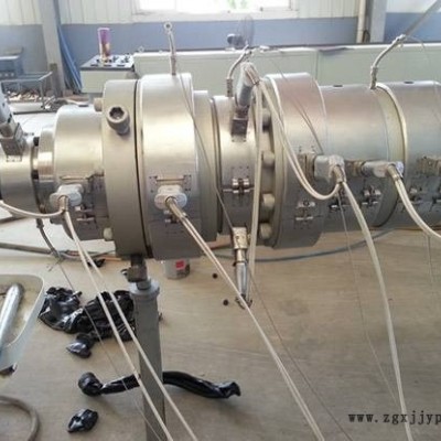 75-250mmPE實壁供排水管生產線廠家